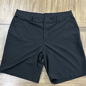 Nike Black Flat Front Men's Golf Shorts